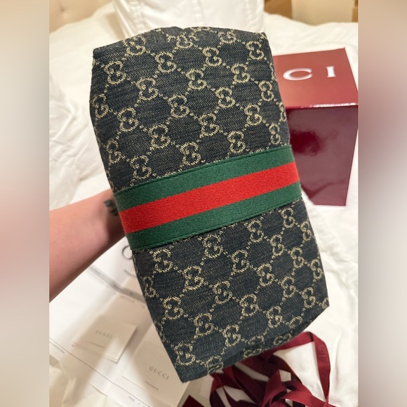 GUCCI SMALL GIGLIO DARK DENIM TOTE BAG - Picture 6 of 16